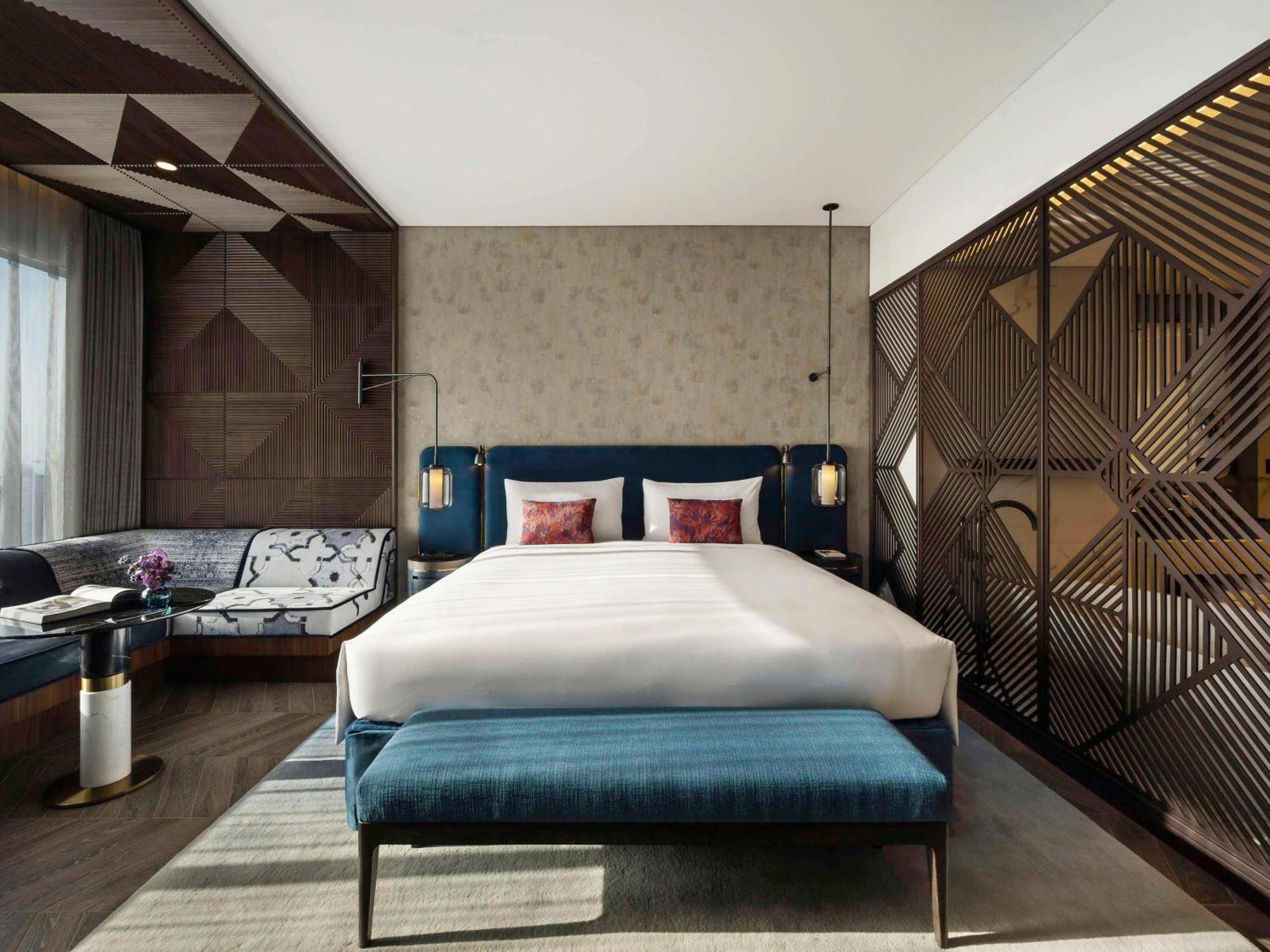 So/ Uptown Dubai Hotel Bagian luar foto Deluxe Suite