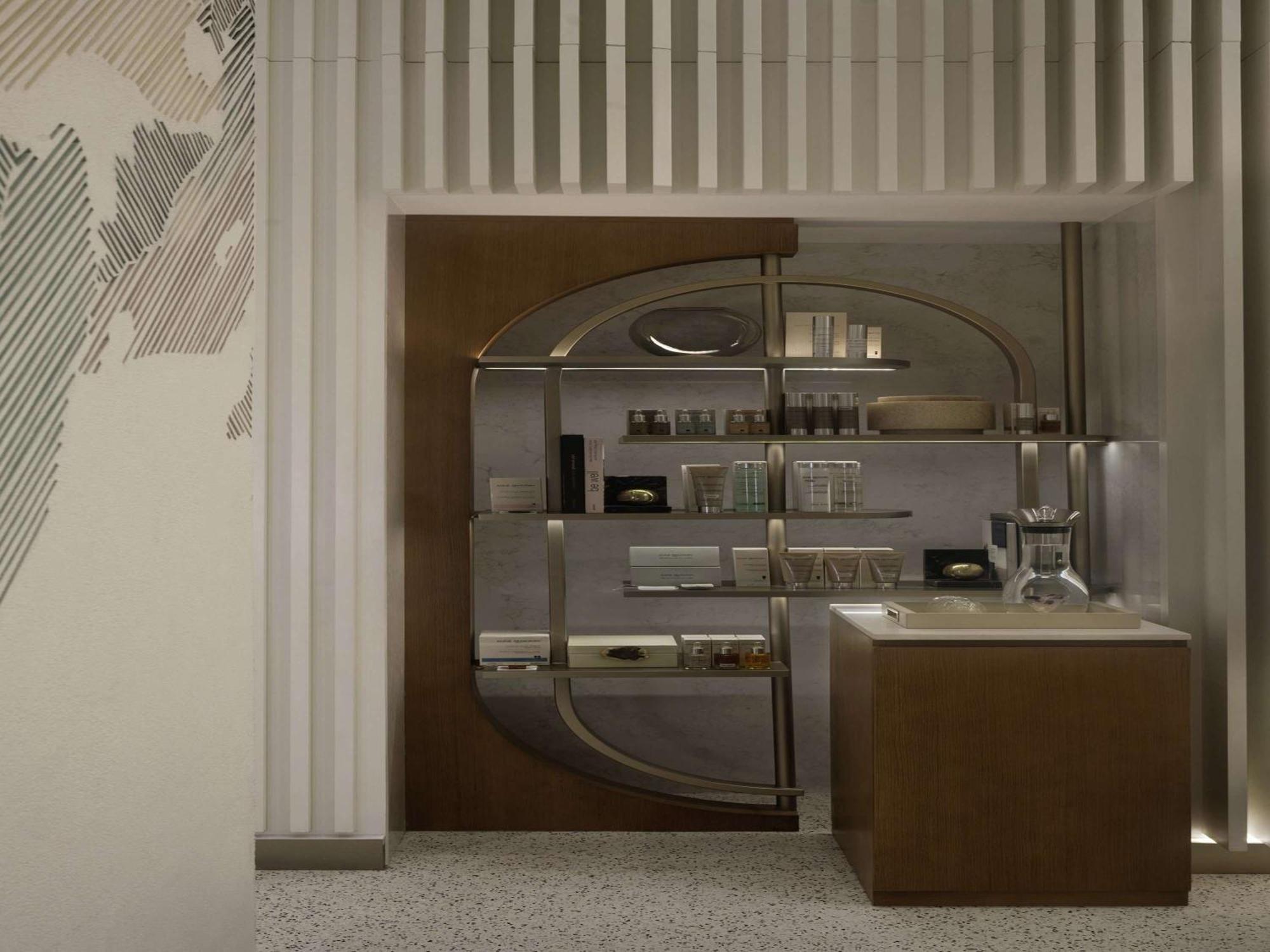So/ Uptown Dubai Hotel Bagian luar foto The entrance to the laboratory