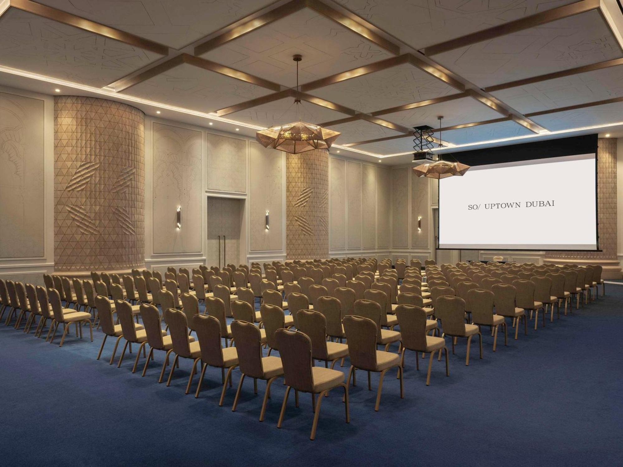 So/ Uptown Dubai Hotel Bagian luar foto The ballroom at the Sheraton Vistana Resort