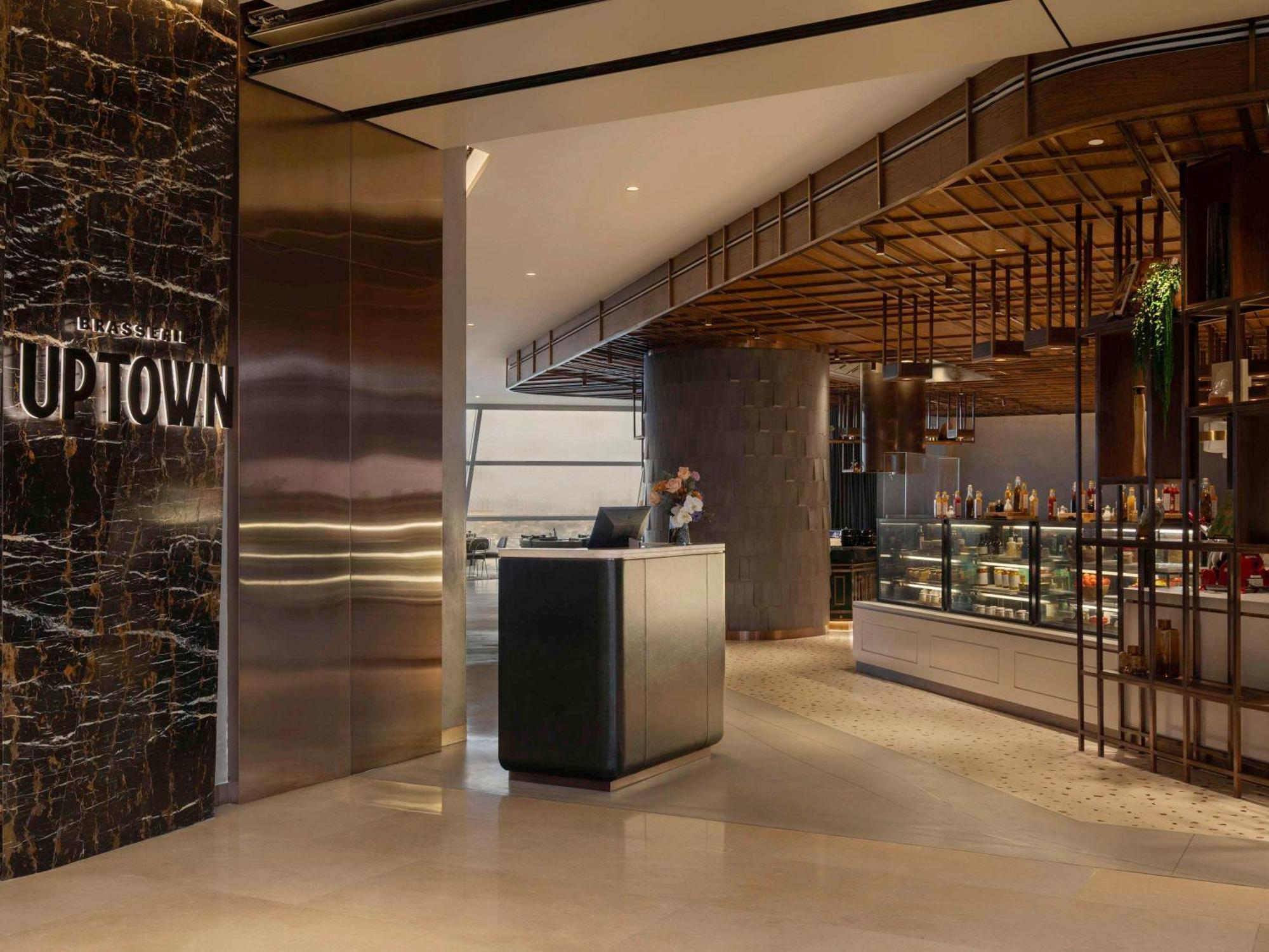 So/ Uptown Dubai Hotel Bagian luar foto Uptown Bar