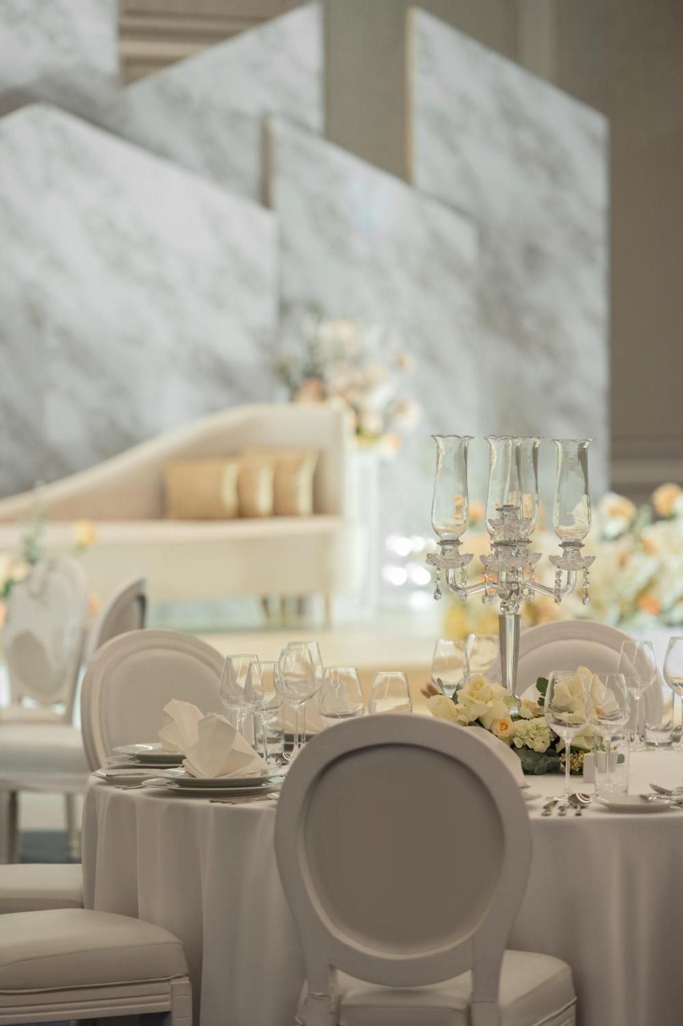 So/ Uptown Dubai Hotel Bagian luar foto The ballroom at the hotel