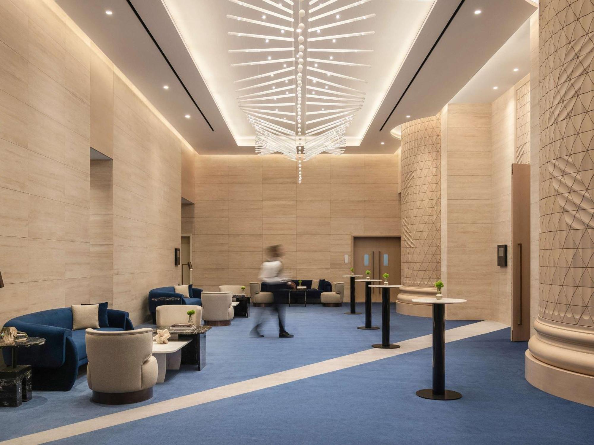 So/ Uptown Dubai Hotel Bagian luar foto The interior of the hotel